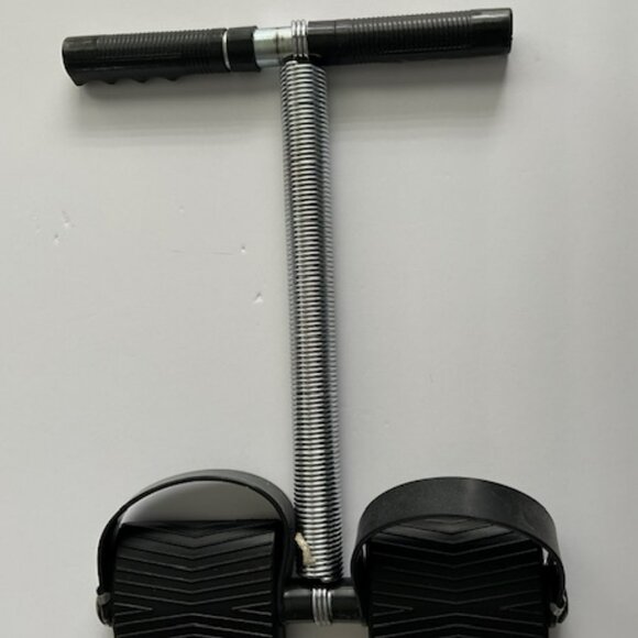 Vintage Spring Action Rowing Exerciser in Box - Picture 4 of 5